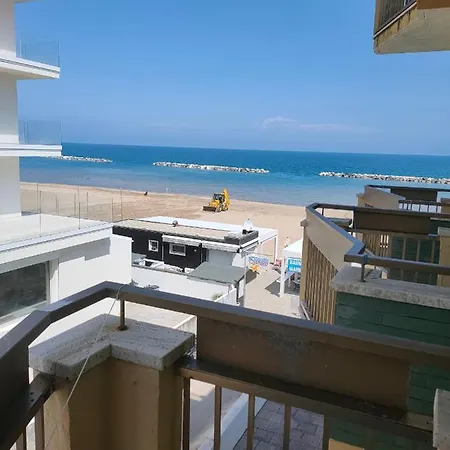 Leonardo Da Vinci ペザロ