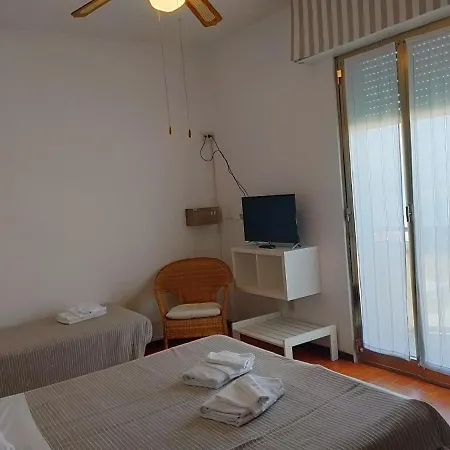 Leonardo Da Vinci ホテル 3*