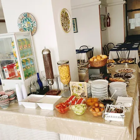 Leonardo Da Vinci ペザロ