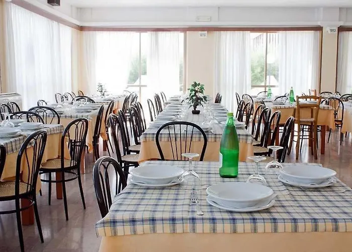 Otel Leonardo Da Vinci 3*