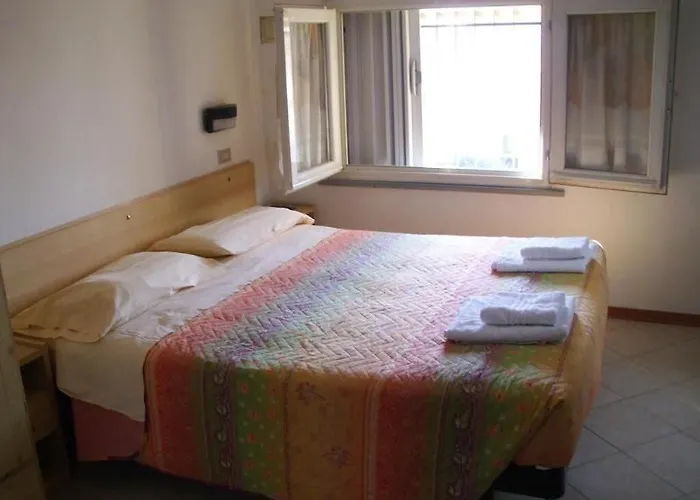 Leonardo Da Vinci 3* Pesaro